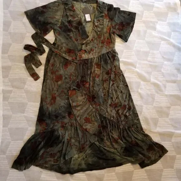 NWT Disturbia Witchfire Ruffle Midaxi Wrap Dress Size 6 - Picture 4 of 8